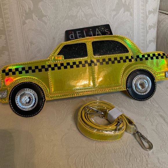 DELiAs x Dolls Kill Taxi Cab Novelty Crossbody Shoulder Bag Purse NWT - Picture 2 of 8